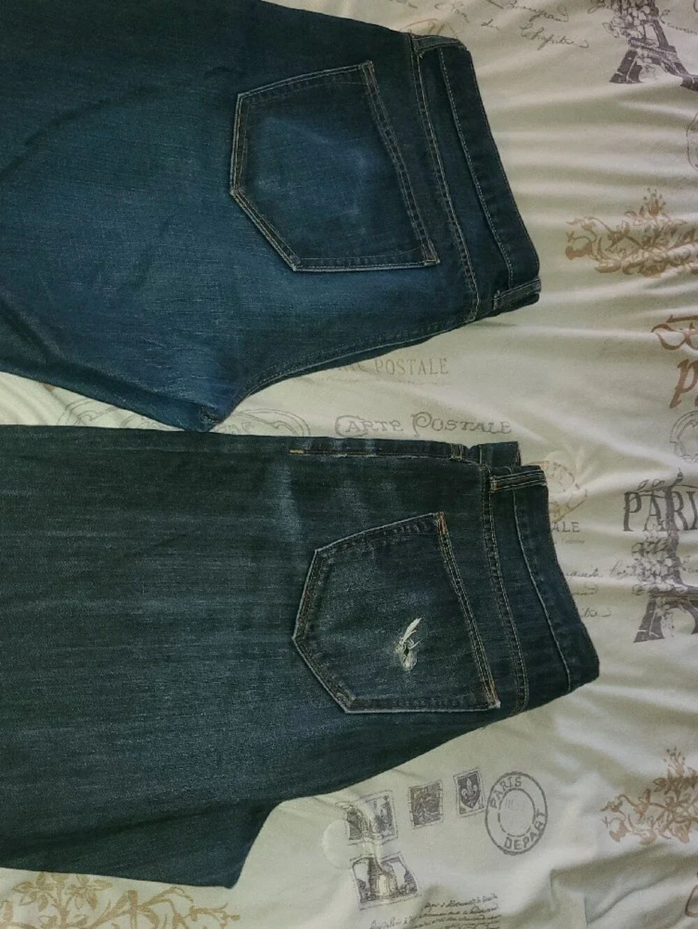 2PAIR OF Banana Republic STRAIGHT AND VINTAGE STRAIGHT LEG JEANS. SIZE 35×34.